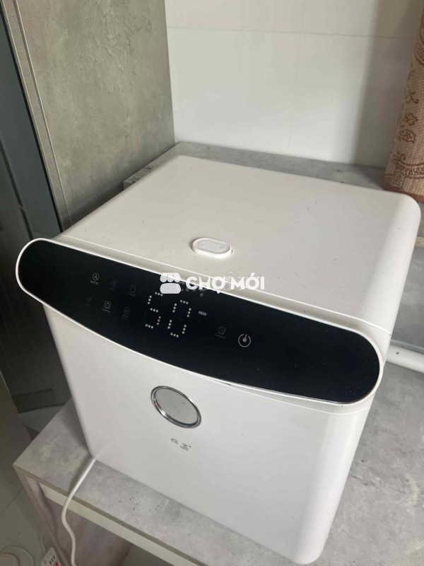 Máy tiệt trùng UV Fatz Trắng