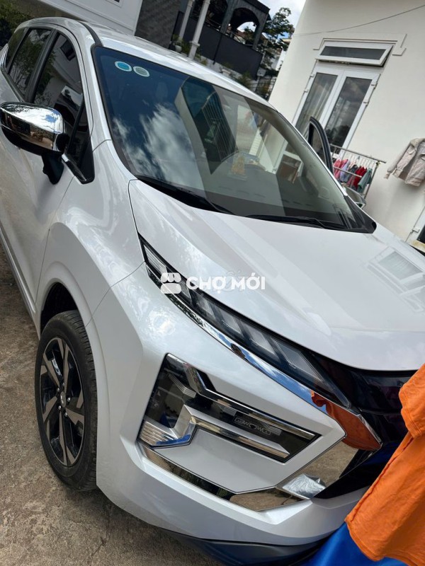 Mitsubishi Xpander 2023 Premium Trắng