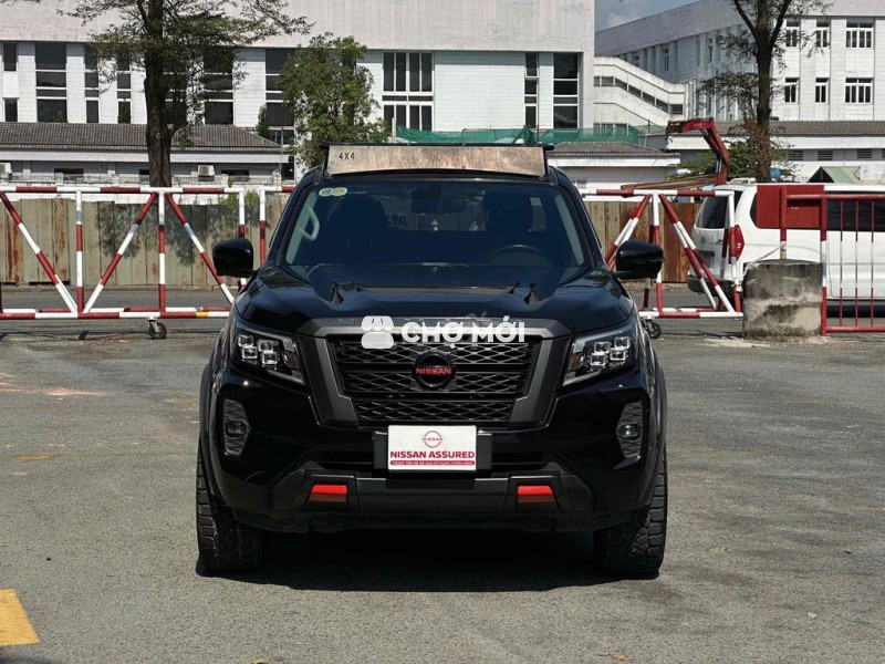 NISSAN NAVARA PRO4x CHỈ 7xx