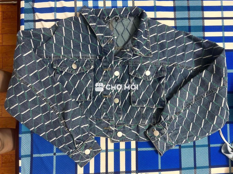 Áo khoác jean nữ size M