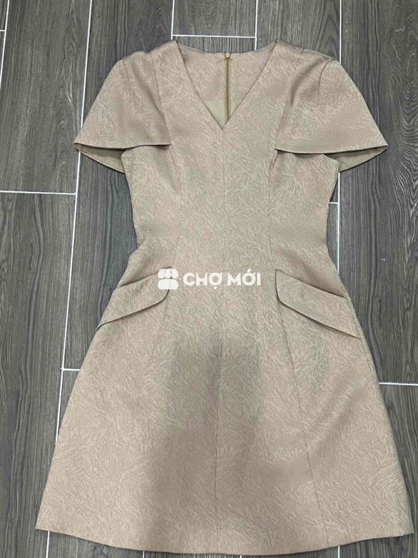 thanh lý đầm công sở size M