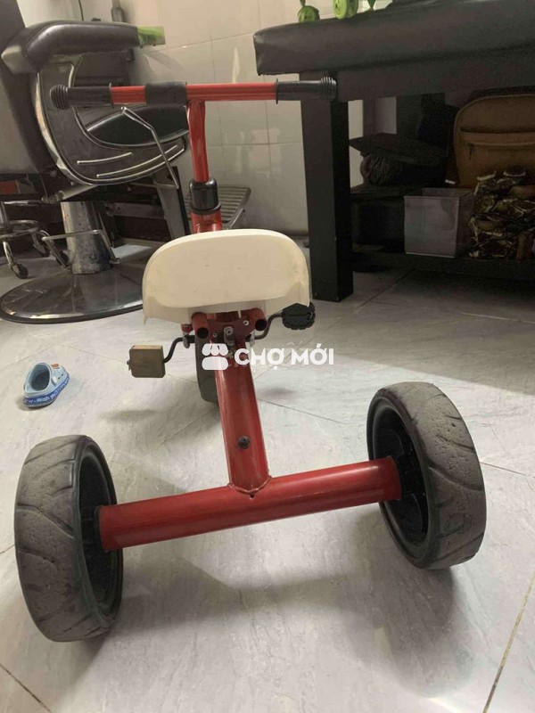 Xe đạp 3 bánh trẻ em Kim loại Đỏ