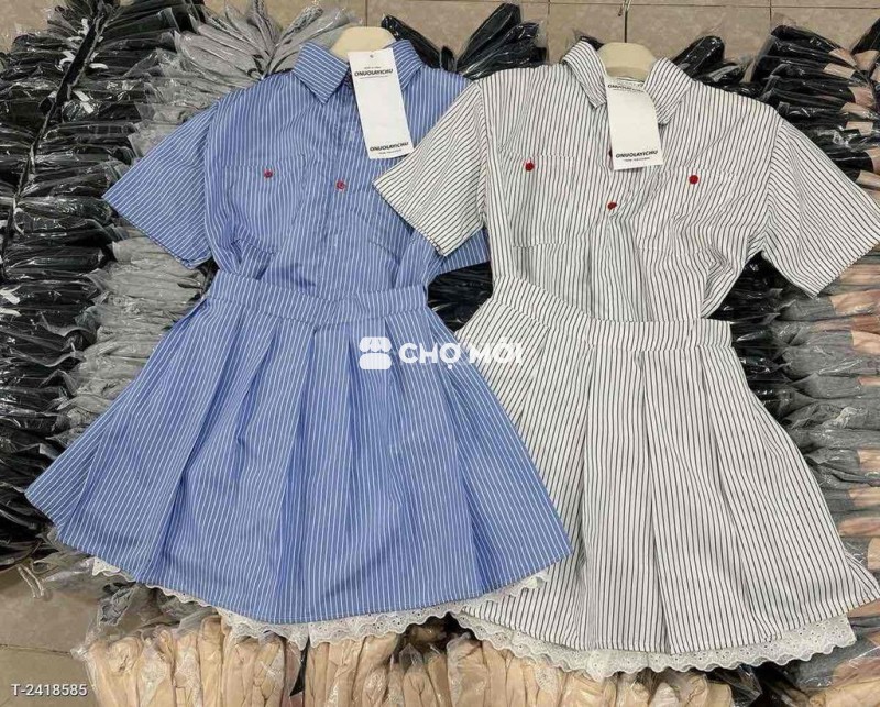 set sơ mi kèm chân váy phối ren