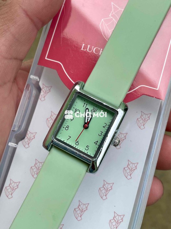 Đồng hồ Lucky Fox Tank Solo Nữ