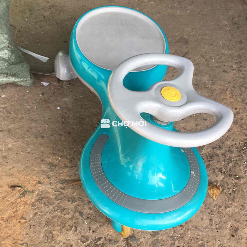 Xe chòi chân trẻ em nhựa
