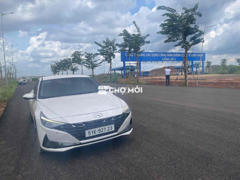 Hyundai Elantra 2022 2.0 AT Cao cấp - 80000 km