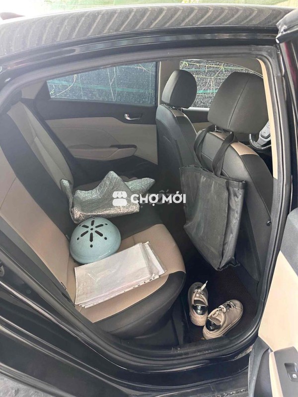 Hyundai Accent 2022 28.000 km Đen