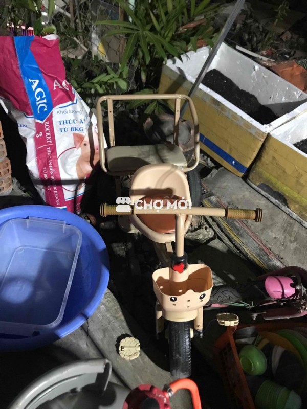 Xe đạp ba bánh trẻ em