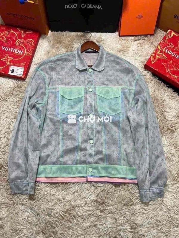 Áo khoác Louis Vuitton