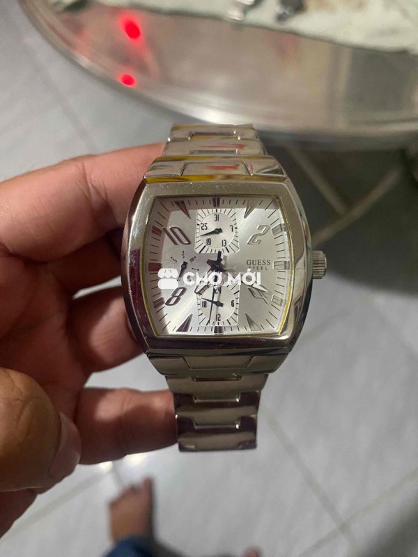 Đồng hồ Guess Nam Thép đúc Bạc