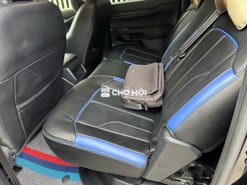 Ford Ranger XLS 2025 Cao cấp