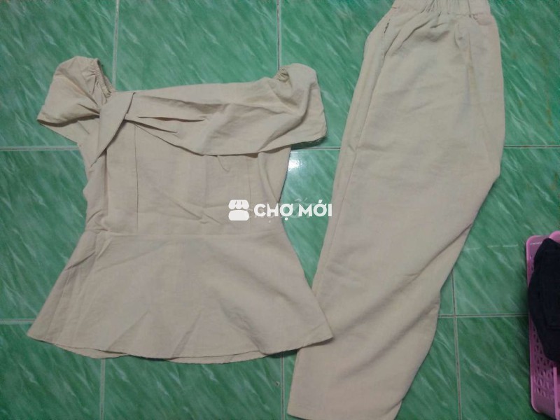 Bộ đồ nữ vải mềm mại 35k 1 bộ