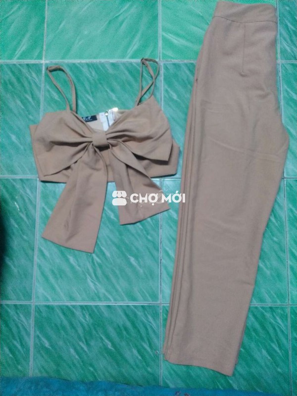 Bộ đồ nữ vải mềm mại