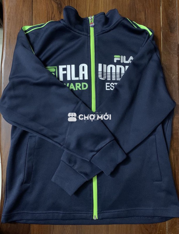 Áo khoác FILA chính hãng 100%. Mới 99%