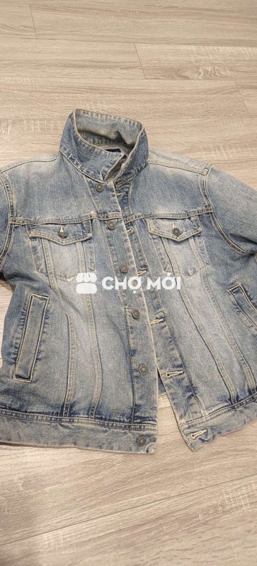 Áo khoác Jean cả nam và nữ