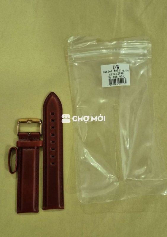 Đồng hồ Daniel Wellington dây vải vàng hồng