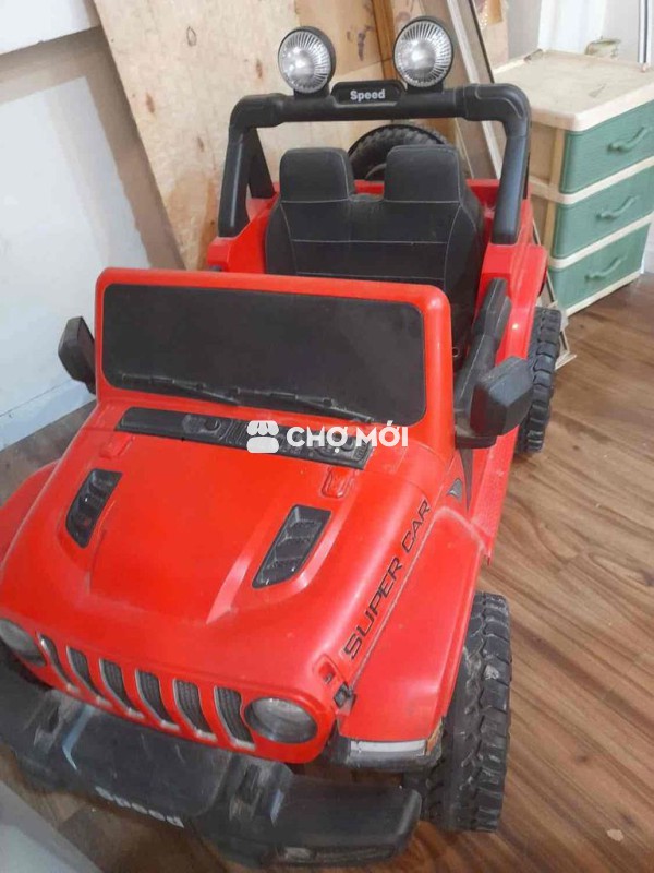 Xe ô tô điện trẻ em có điều khiển từ xa