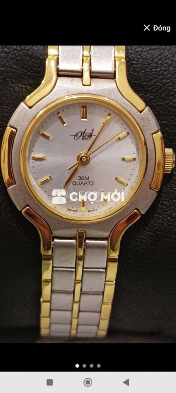 Đồng hồ đeo tay A&D nữ kim loại