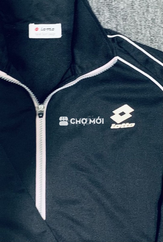 Áo khoác Ý LOTTO chính hãng 100%. Size L. Mới 98%