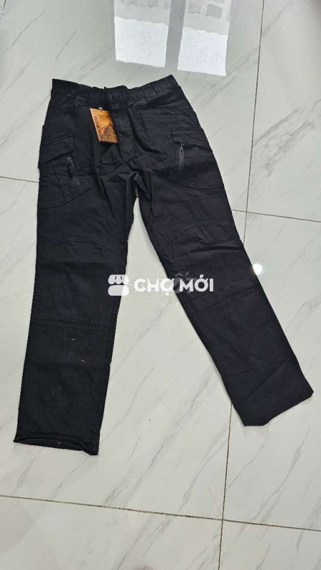 Quần dài nam túi hộp chất liệu vải co dãn tốt