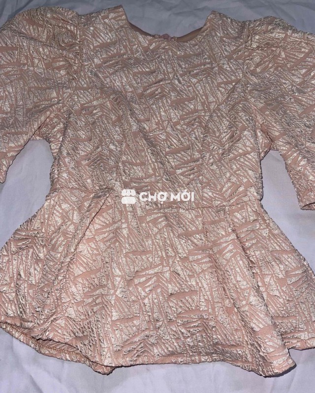 Áo peplum nữ tay phồng Hồng kèm quần short