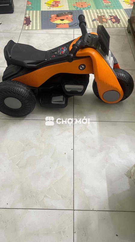 Xe máy điện BMW màu Cam