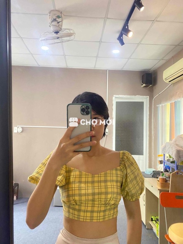 Áo croptop K&K Vàng kẻ size M
