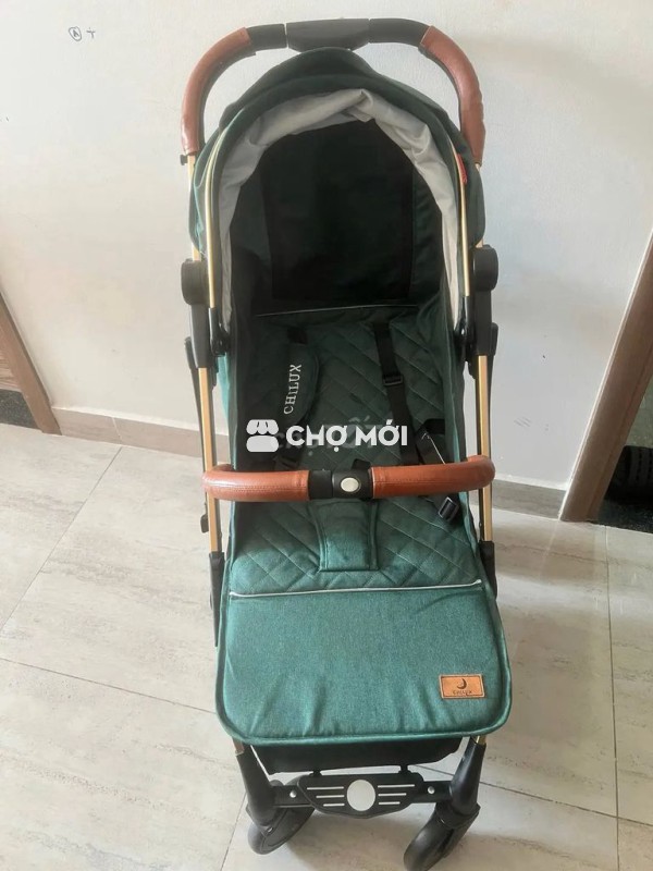 Bán xe đẩy em bé CHILUX còn rất mới