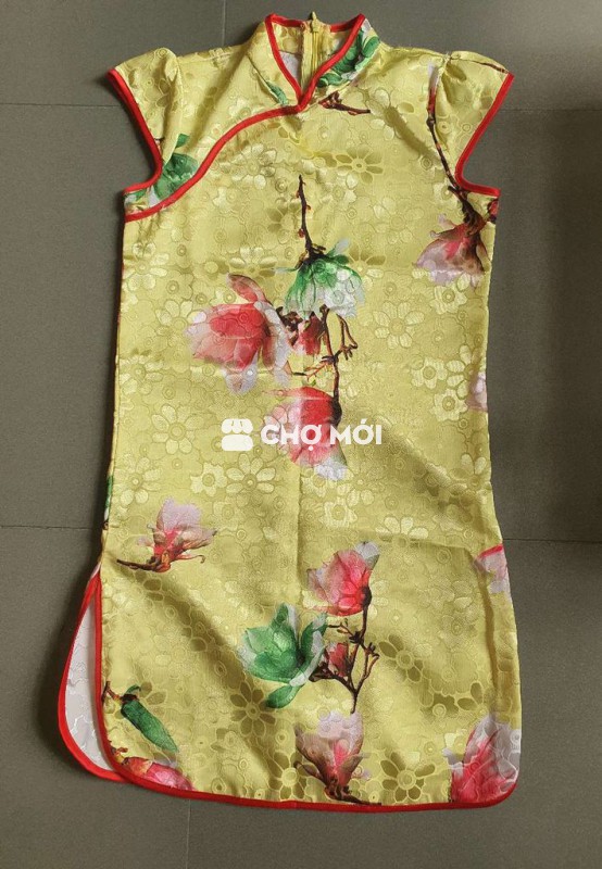 Sườn xám vải gấm 4-5 tuổi