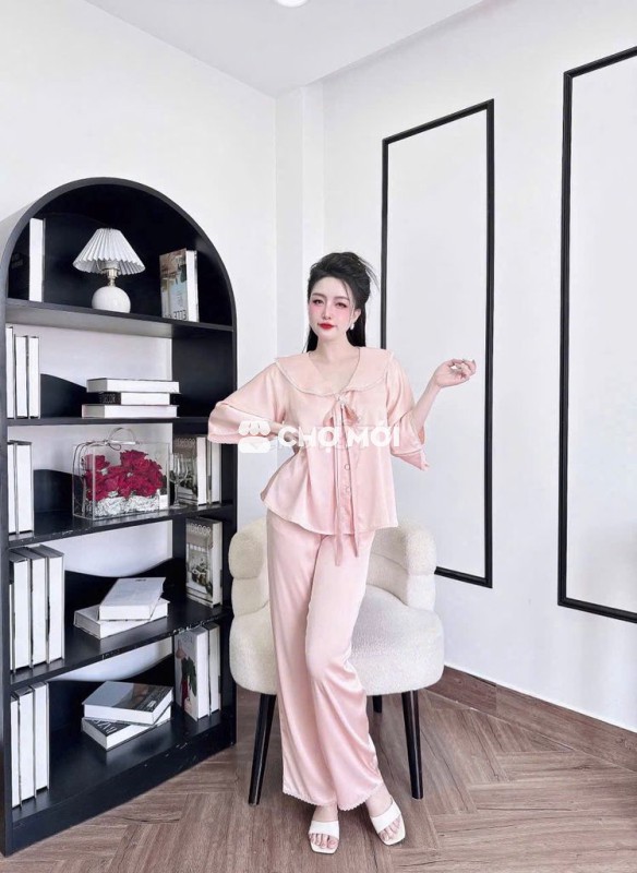 Nghĩ bán thanh lý Đồ bộ nữ lụa latin mới 100%