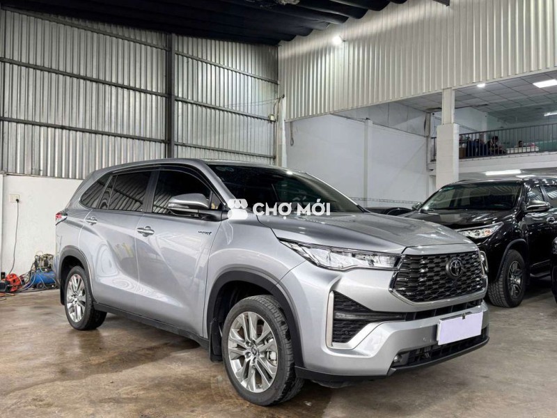 Toyota Innova 2024 2.0G HEV 17.000km