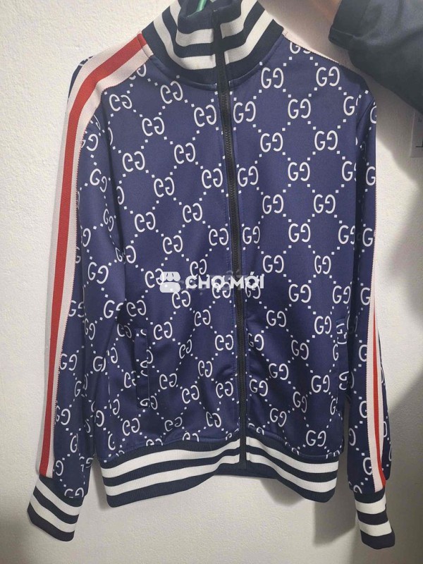 Bộ quần áo thể thao Unisex rất mới