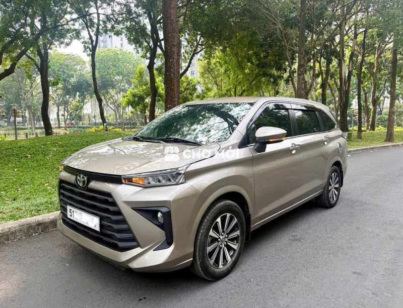 Chính chủ bán Toyota AVANZA 1.5 premio 2023 xe nhà