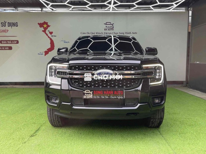 Ford Ranger XLT 2023 2.0L AT 4x4 Đen