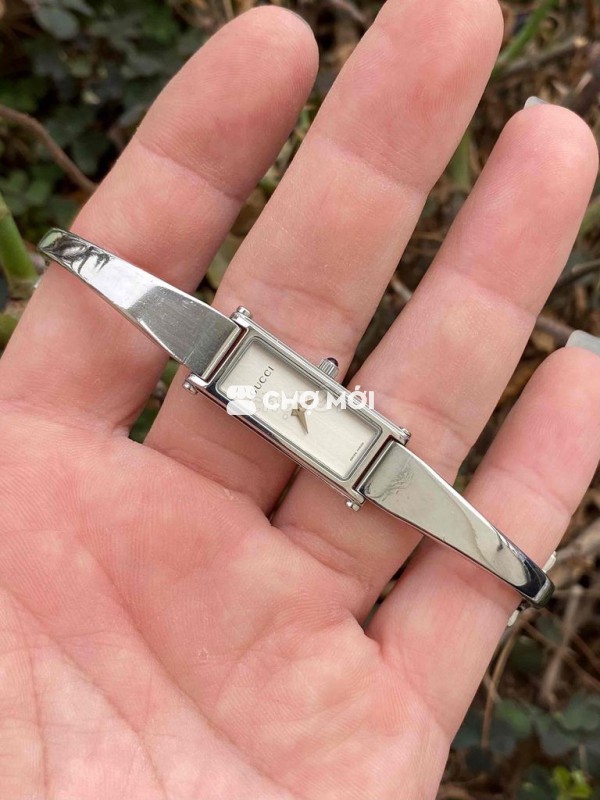 Đồng hồ Guccj 1500 Nữ Bạc