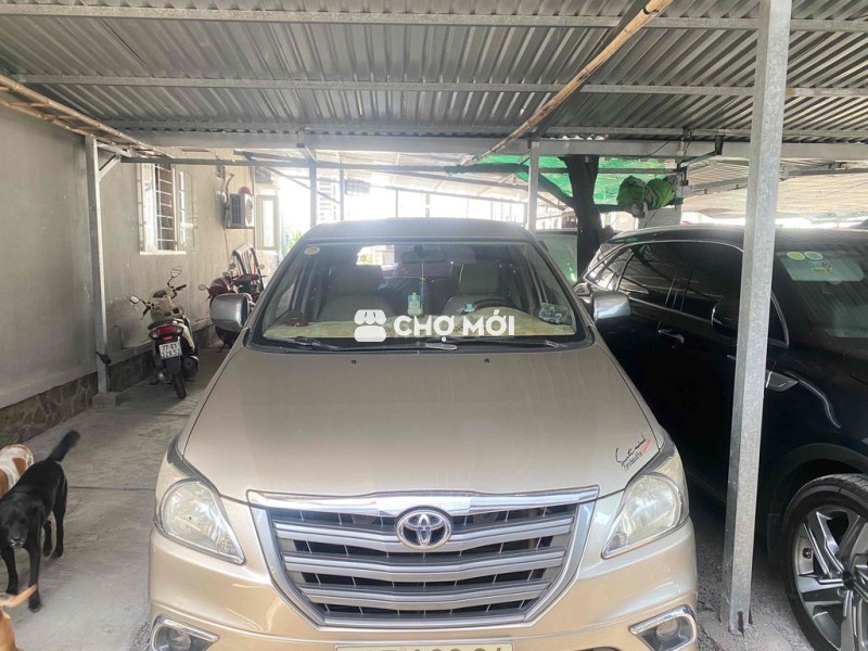 Toyota Innova 2015 G Vàng cát