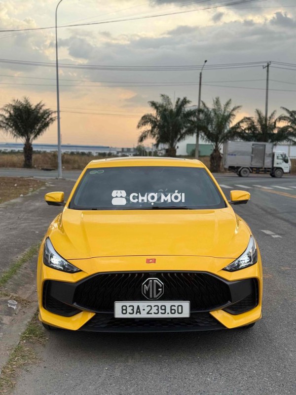 MG MG5 2024 Luxury Vàng 13000 km
