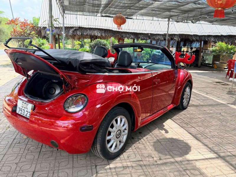 VOLKSWAGEN Beetle Coupe mui xếp 2.0, xe rất đẹp