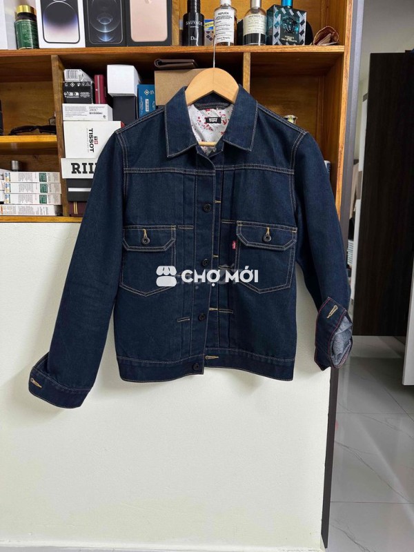 pass LevisUnisex size S, hàng siêu hiếm ạ