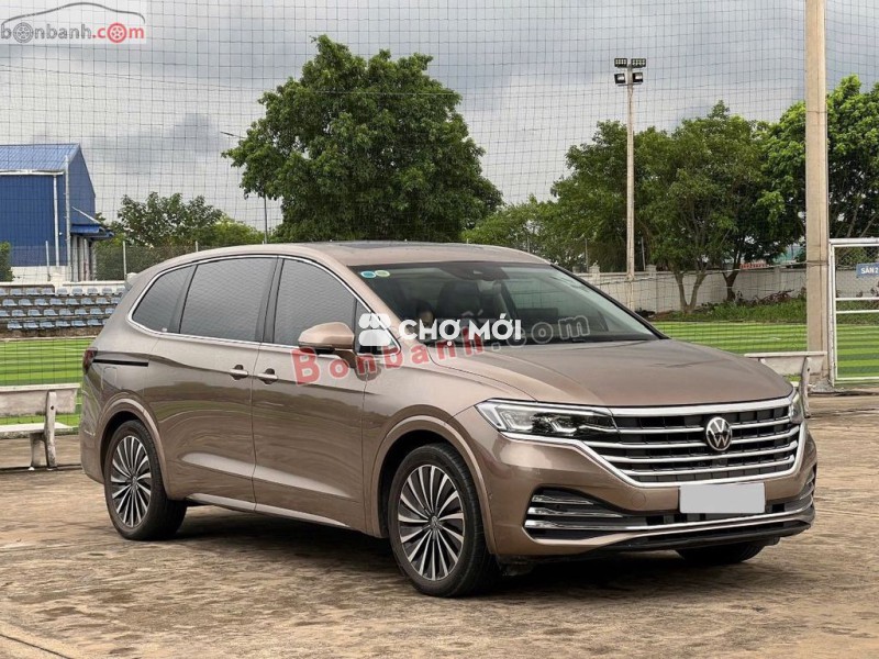 Volkswagen Viloran Luxury 2024