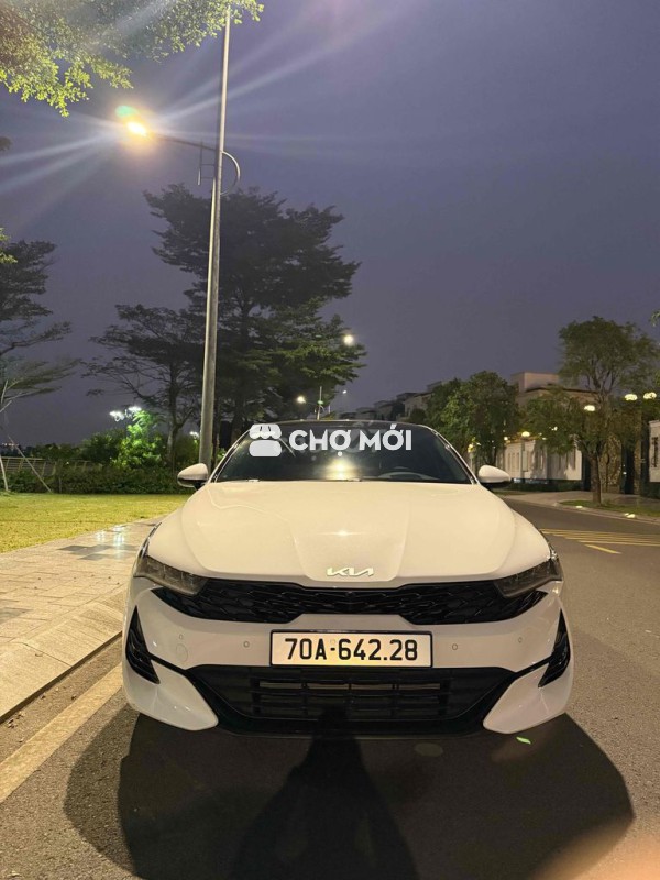 Kia K5 GT-Line sx2025 - 6000 km