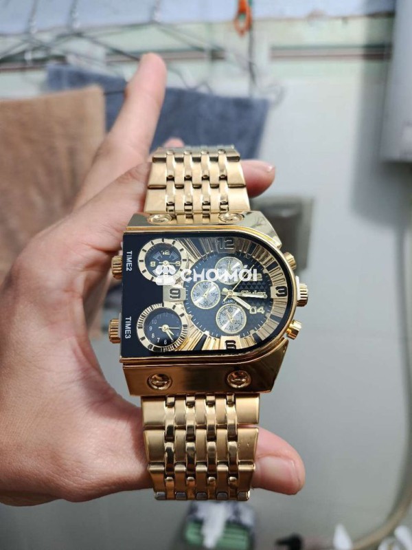 Đồng hồ Oulm Nam 46mm Vàng Mới 99%
