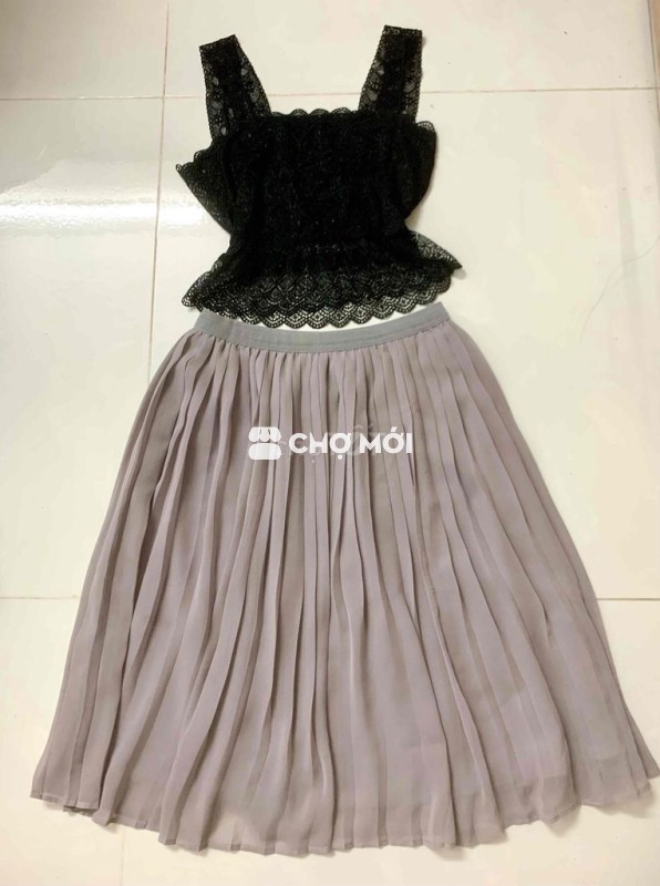 Pass chân váy Uniqlo chính hãng chất siêu đẹp