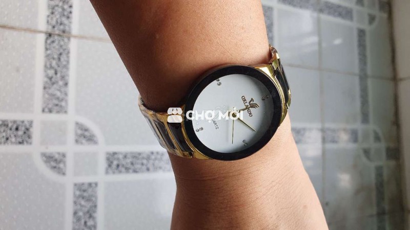 Đồng hồ đeo tay nam Orlando kim loại