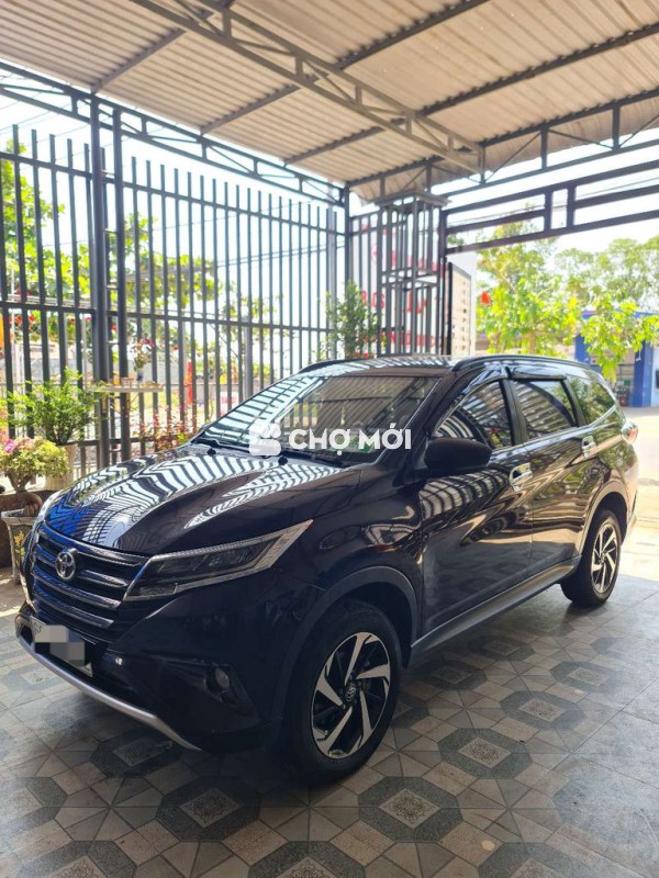 Toyota Rush 2019 màu Nâu