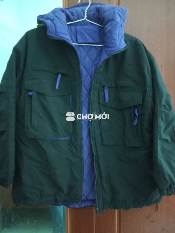 Bán cái áo phao trần trám có mũ 55kg đến 65kg vừa