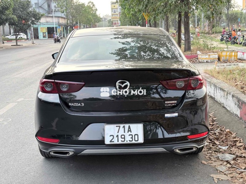Bán mazda 3 luxury 2024 màu đen