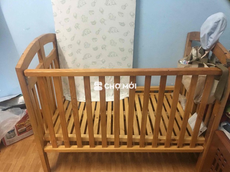 Cũi em bé gỗ gấp gọn