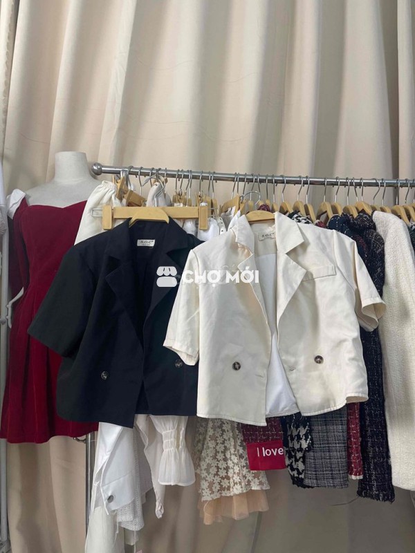 Áo khoác blazer nữ S.O.C