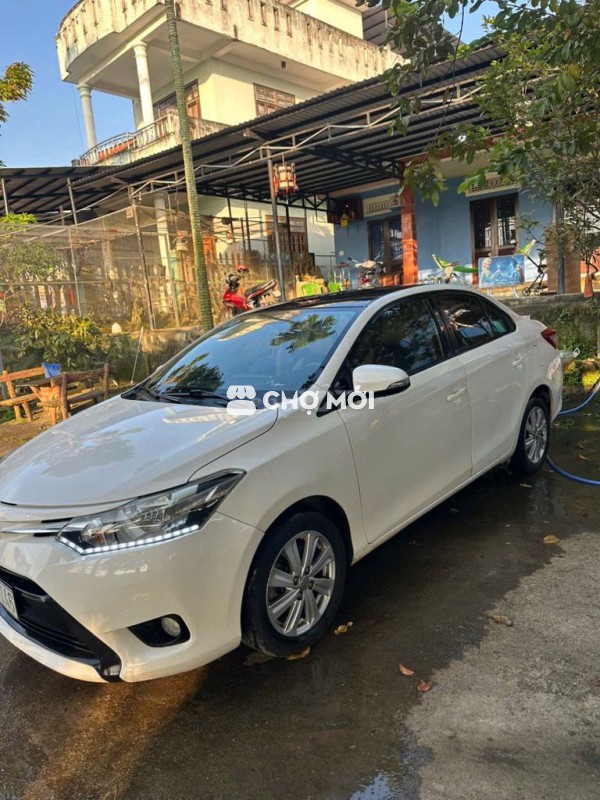 Toyota Vios Trắng Số sàn